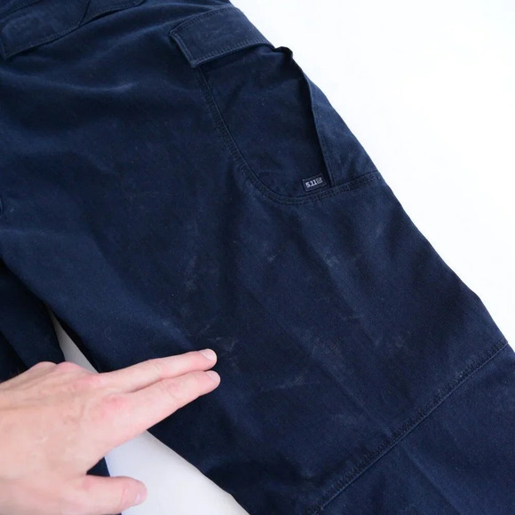 5.11 Tactical Navy  Performance outdoor hunting cargo pants 36x30 - Picture 14 of 14